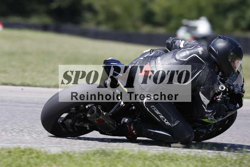 /44 09.08.2025 Plüss Moto Sport ADR/Freies Fahren/backside